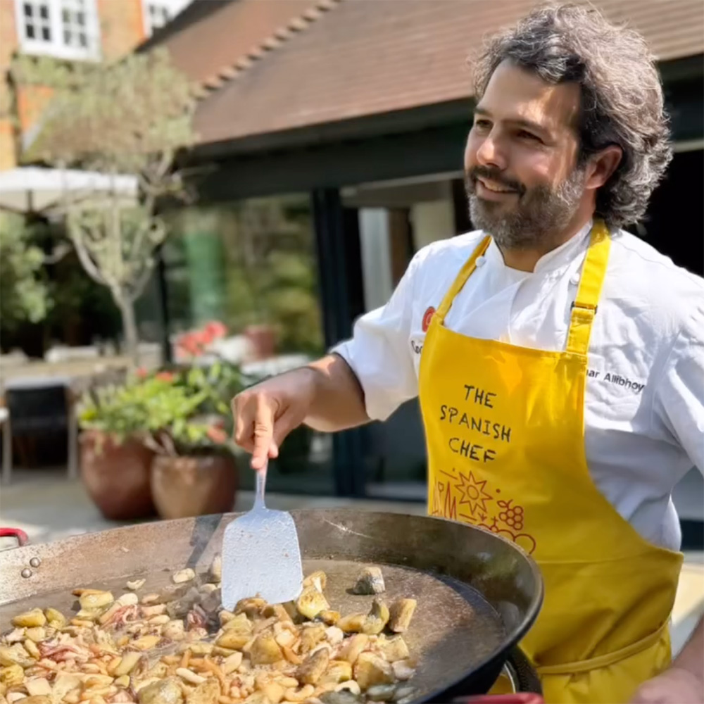 Omar and paella